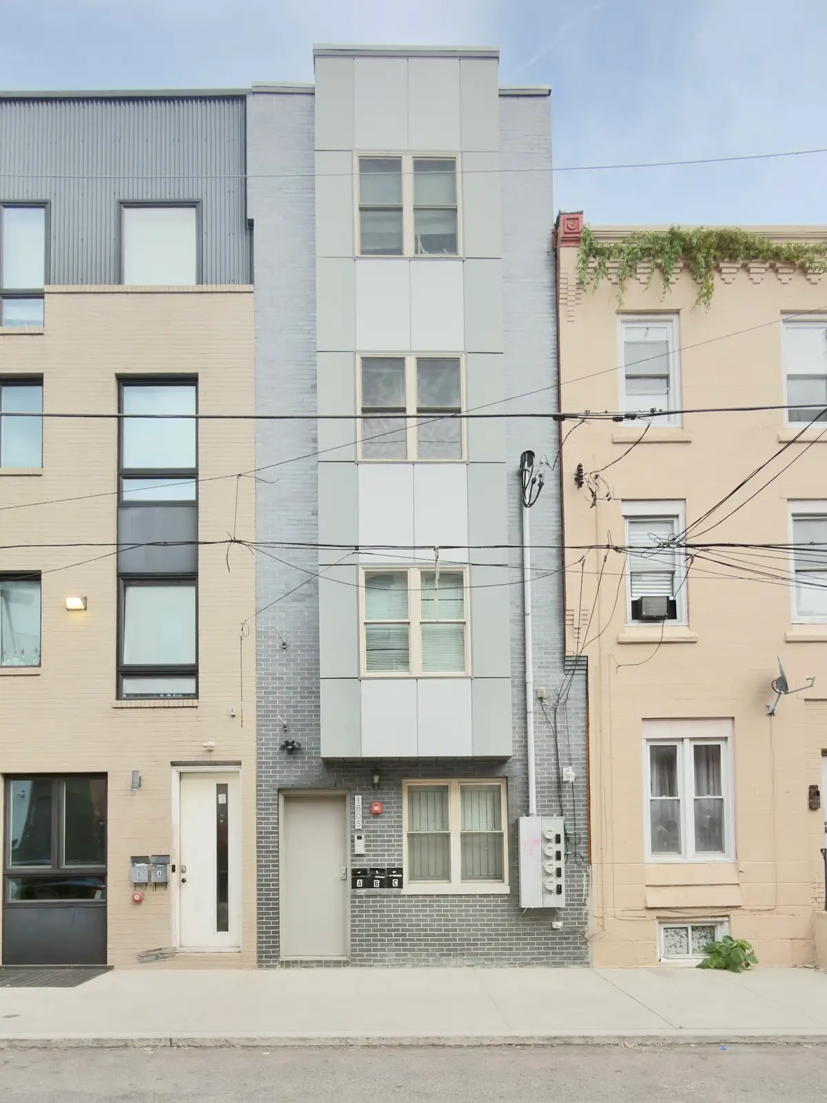1812 N 17th St — Unit A, photo 1 of 16